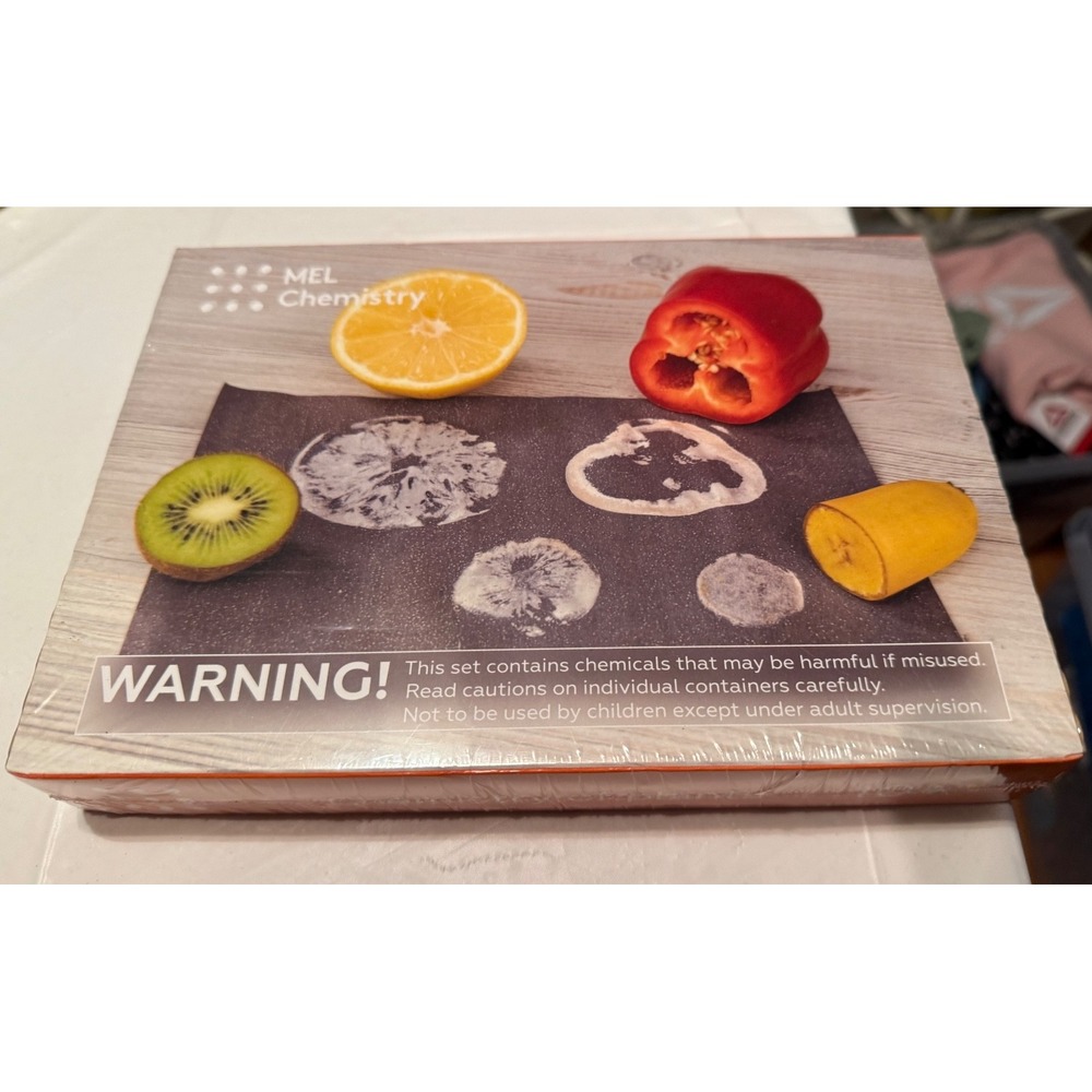 NIB Mel Chemistry Science Kit - CHEMISTRY OF PLANTS